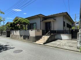 神奈川県中郡二宮町百合が丘３丁目