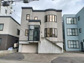 北海道札幌市豊平区平岸四条１０丁目