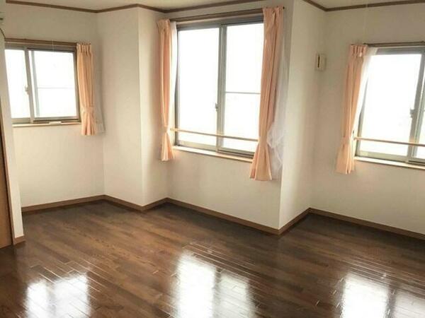 apartment 福島県双葉郡浪江町大字権現堂字上続町
権現堂の賃貸情報を見る
物件地図