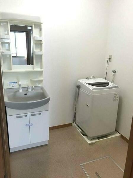apartment 福島県双葉郡浪江町大字権現堂字上続町
権現堂の賃貸情報を見る
物件地図