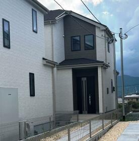 福岡県福岡市早良区重留４丁目