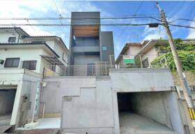 大阪府寝屋川市成田東町