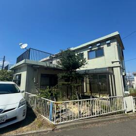 鶴ケ谷東三丁目タウンハウス