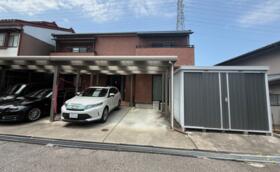 富山県高岡市明園町