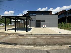 富山県高岡市大町