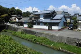 高知県香美市土佐山田町楠目