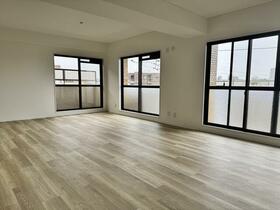 愛知県名古屋市千種区観月町１丁目