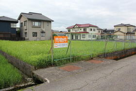 富山県高岡市木津