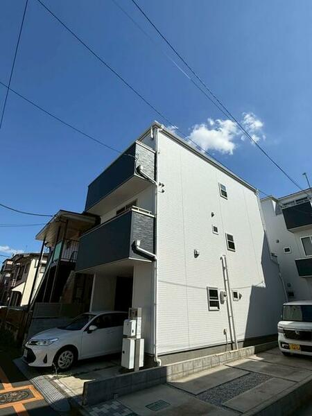 detached 埼玉県入間郡三芳町大字竹間沢

地図を見る