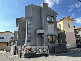 大阪府羽曳野市高鷲１０丁目