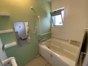 大阪府高槻市富田町１丁目