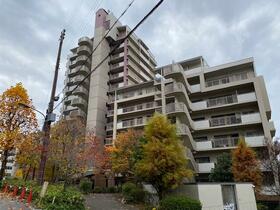 兵庫県川西市丸山台１丁目