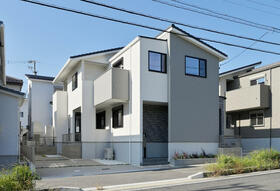 愛知県日進市竹の山５丁目