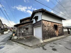 滋賀県彦根市芹川町