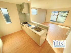 静岡県静岡市駿河区小黒２丁目