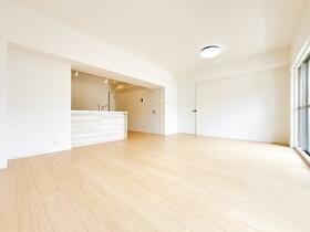 シャトー南八事