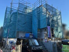 東京都八王子市元八王子町１丁目