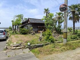 石川県小松市高堂町