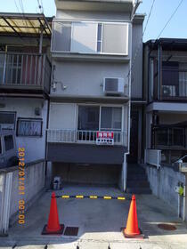 京都府京都市伏見区羽束師菱川町