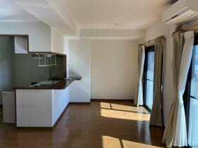 静岡県浜松市中央区新津町