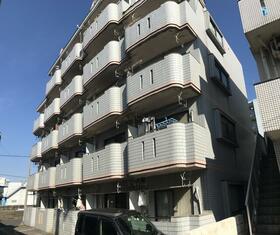 ビッグバーンズマンション三和町