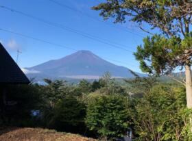 山梨県南都留郡山中湖村平野