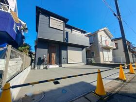 神奈川県愛甲郡愛川町中津