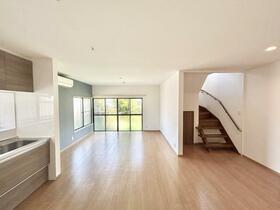 福岡県太宰府市梅香苑３丁目