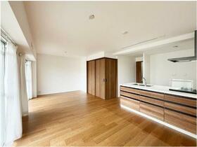 ユニライフ北大阪１号棟