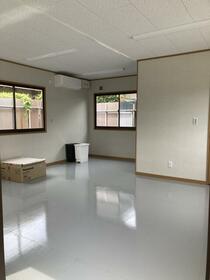 埼玉県草加市柿木町
