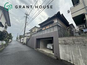 福岡県北九州市小倉南区企救丘１丁目