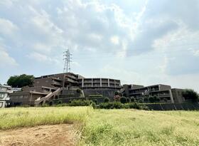 神奈川県川崎市高津区久末