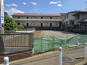 神奈川県横浜市青葉区新石川１丁目