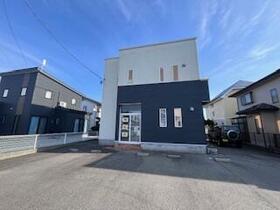 秋田県秋田市下新城長岡字毛無谷地