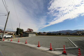山梨県中央市西花輪