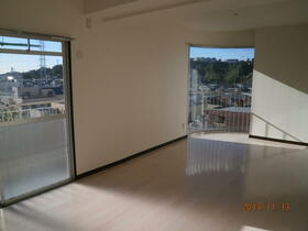 ベルメゾンエスペランス上末吉