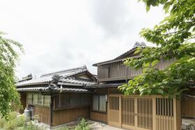 三重県松阪市嬉野森本町