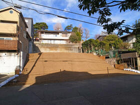 東京都調布市深大寺元町３丁目