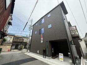 京都府京都市右京区西京極堤下町