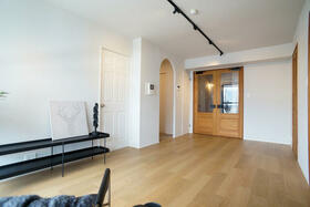 レークヒルズ野多目１番館Ｂ棟