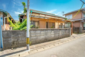 福岡県中間市中間３丁目