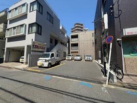 神奈川県川崎市川崎区貝塚１丁目