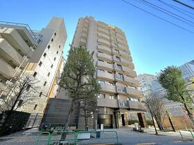 ＬＡＵＲＥＬ　ＣＯＵＲＴ　三番町