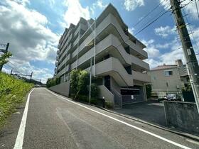 東京都多摩市諏訪４丁目