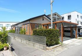 石川県金沢市泉１丁目