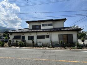 山梨県笛吹市境川町寺尾