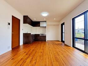 三重県鈴鹿市白子２丁目