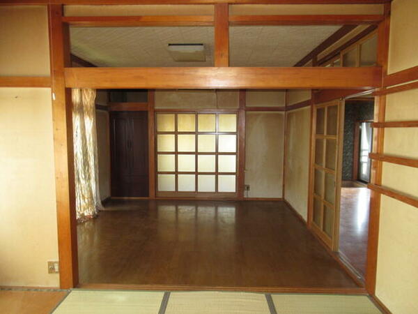 detached 山形県新庄市沖の町４－３１ 米山ビル