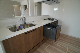 福岡県福岡市東区松香台１丁目