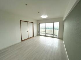 大阪府枚方市出口２丁目